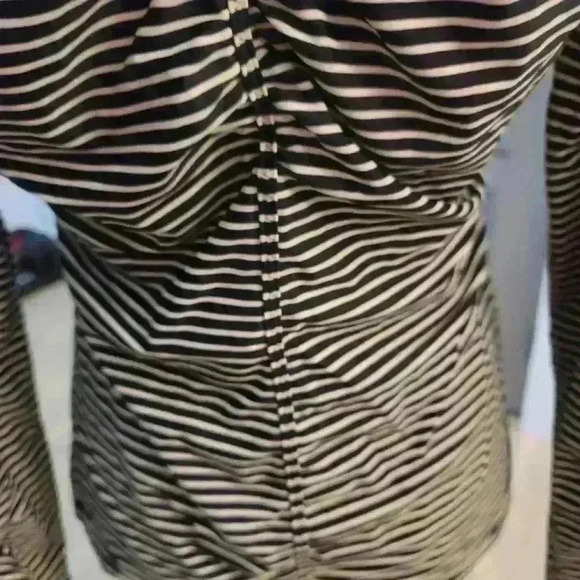 Athleta Striped Shell Top - Picture 6 of 9